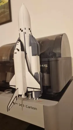 Buran spacecraft (Bamboo studio - Multicolor)