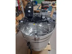 Emergency power supply of the honey extractor (battery PARKSIDE)