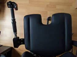 Quick release mount for Virpil collective to Monstertech chair