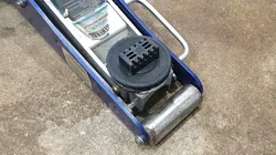 Mercedes-Benz Harbor Freight Jack Adapter