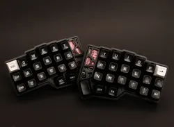 Cornehole Case for Corne Keyboard (CRKBD) wired TRRS Remix