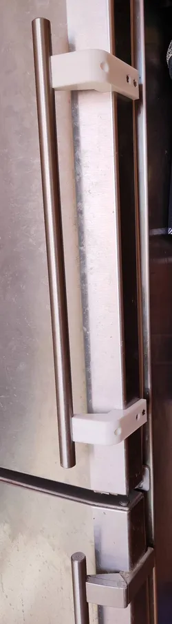 Liebherr fridge handle repair