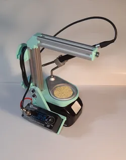 Portable soldering station powered by Makita tool battery