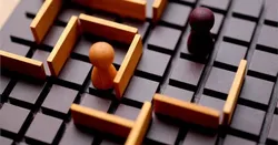 Quoridor (Maze Board Game)