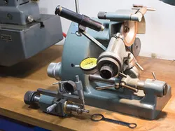 Deckel SO flute grinder