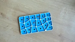 Magnetic tray for screws