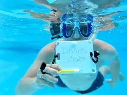 Underwater writing board