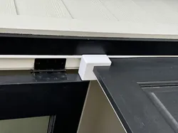 Dutch Door Wedge
