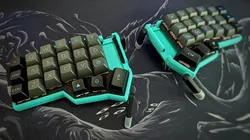 Corne v3 Low Pro Case/Tray w/ Optional Tenting. Now with UNDERGLOW!