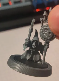 25mm to 32mm miniature base adapter
