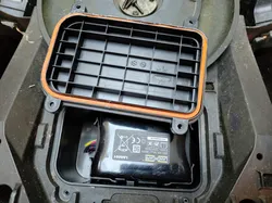 Landxcape Rasenmähroboter Akkudeckel-Dichtung (Lawnmower battery seal)