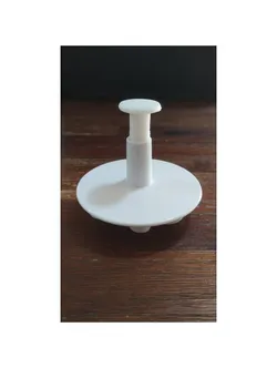 Replacement presser button for Bake Boss Christmas cookie cutter plunger set