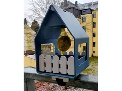 Birdhouse Holder