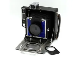 Logetar 135mm f/2.2 lens mount and apertures