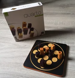 Quarto Game (normal and travel version)