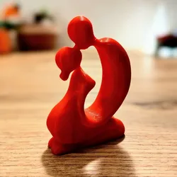 Sculpture of lovers