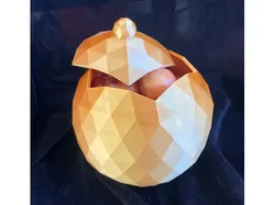 Faceted bowl with lid