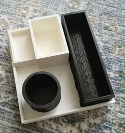 Simple desk organizer