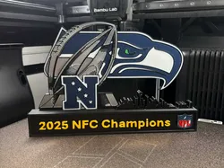Creality Cloud | NFL - 2025 NFC Champions display | ملفات الطابعة ثلاثية الأبعاد