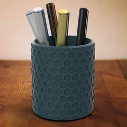 Honeycomb Patterned Pen Holder