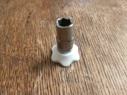 Finger Knob 1/4" Socket Wrench