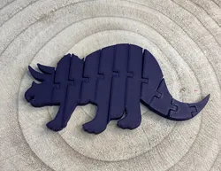 Articulated triceratops / Triceratop articulado