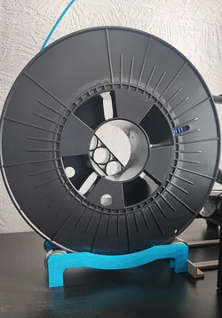 Filament spool holder with bearings