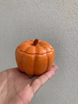 Pumpkin mold (candle container)