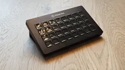 Stream Deck XL Riser