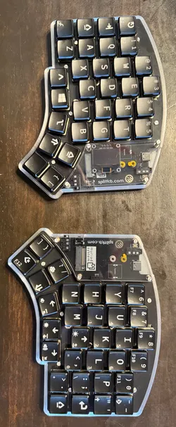 Elora (splitkb.com) slim case