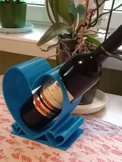 Heart shaped wine bottle holder for mini