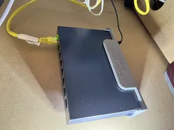TP LINK SG108 Gigabit Switch Wall Mount