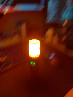 Flashlight diffuser attachment