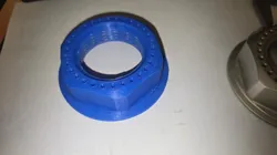 LMGT3 screw on centre cap