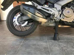 Pie secundario moto
