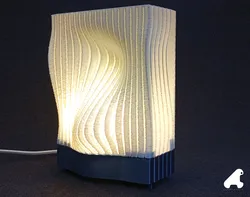 PHANTOM LAMP – Lampe à poser avec aération