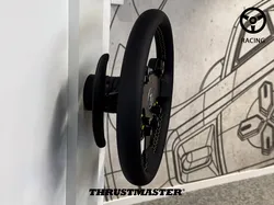 THRUSTMASTER : Wall-mounted quick release for Thrustmaster wheel
