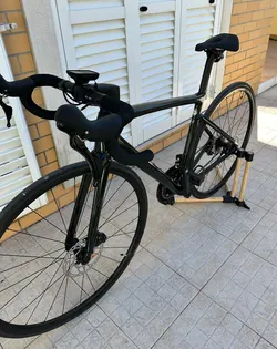 ROAD BIKE STAND
