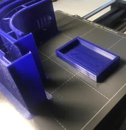 battery dispenser with lid new v2 lid