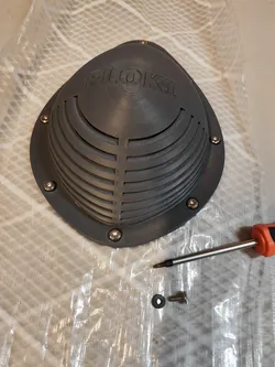 Cover vent