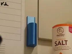 Whiteboard Marker Holder without screw holes