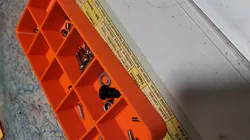 Simple screw sorter
