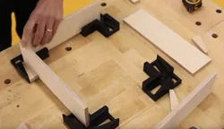 90 Degree Clamp
