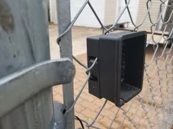 Chain Link Fence Mount for YoLink LoRa Reed Switch Sensor Indoor/Outdoor Box.
