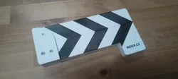 Ergonomic clapper board