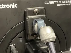 TC Electronic Clarity Mount Plate