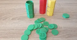 Number tokens with stackable box