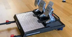 Thrustmaster T-LCM mount brackets for Playseat Challenge