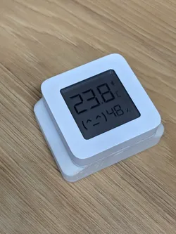 Xiaomi Mijia Bluetooth/Zigbee thermometer AAA batteries extension