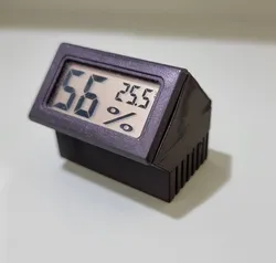 Digital rectangular hygrometer 45 degree angle stand